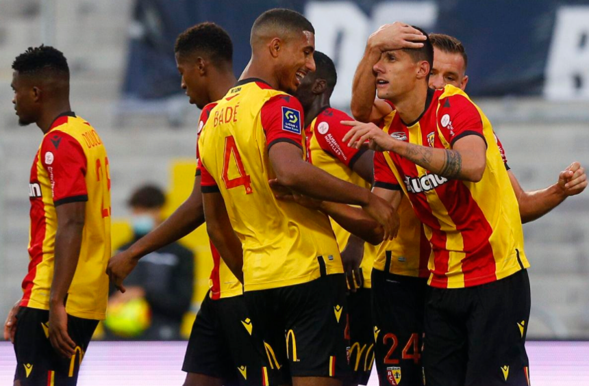 南特主教练表扬球队斗志,坚持到最后取胜 南特主教练表扬球队斗志,坚持到最后取胜