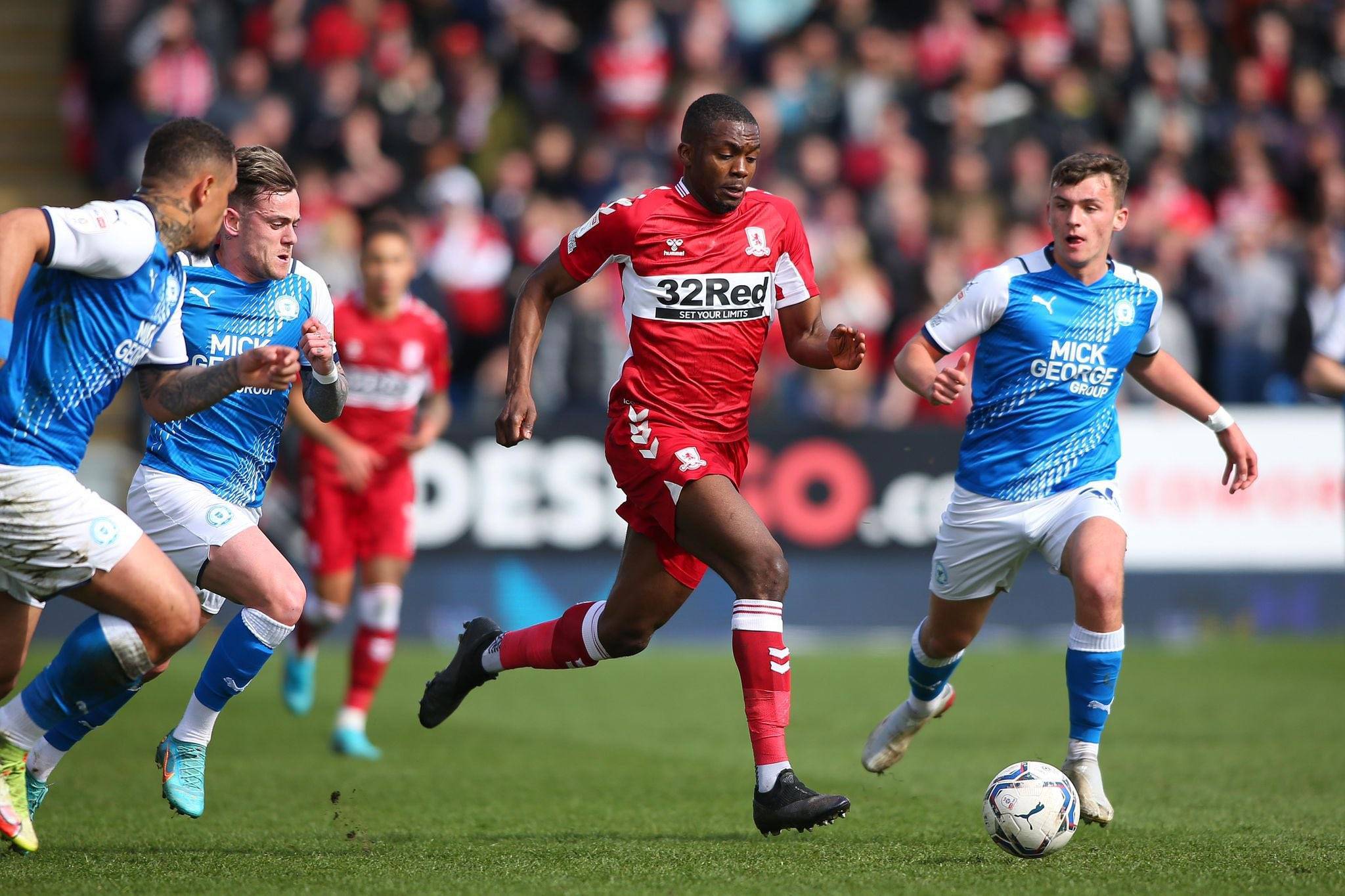 九游体育网页版-包含尼斯中场球员身体力行备战英超前三的词条