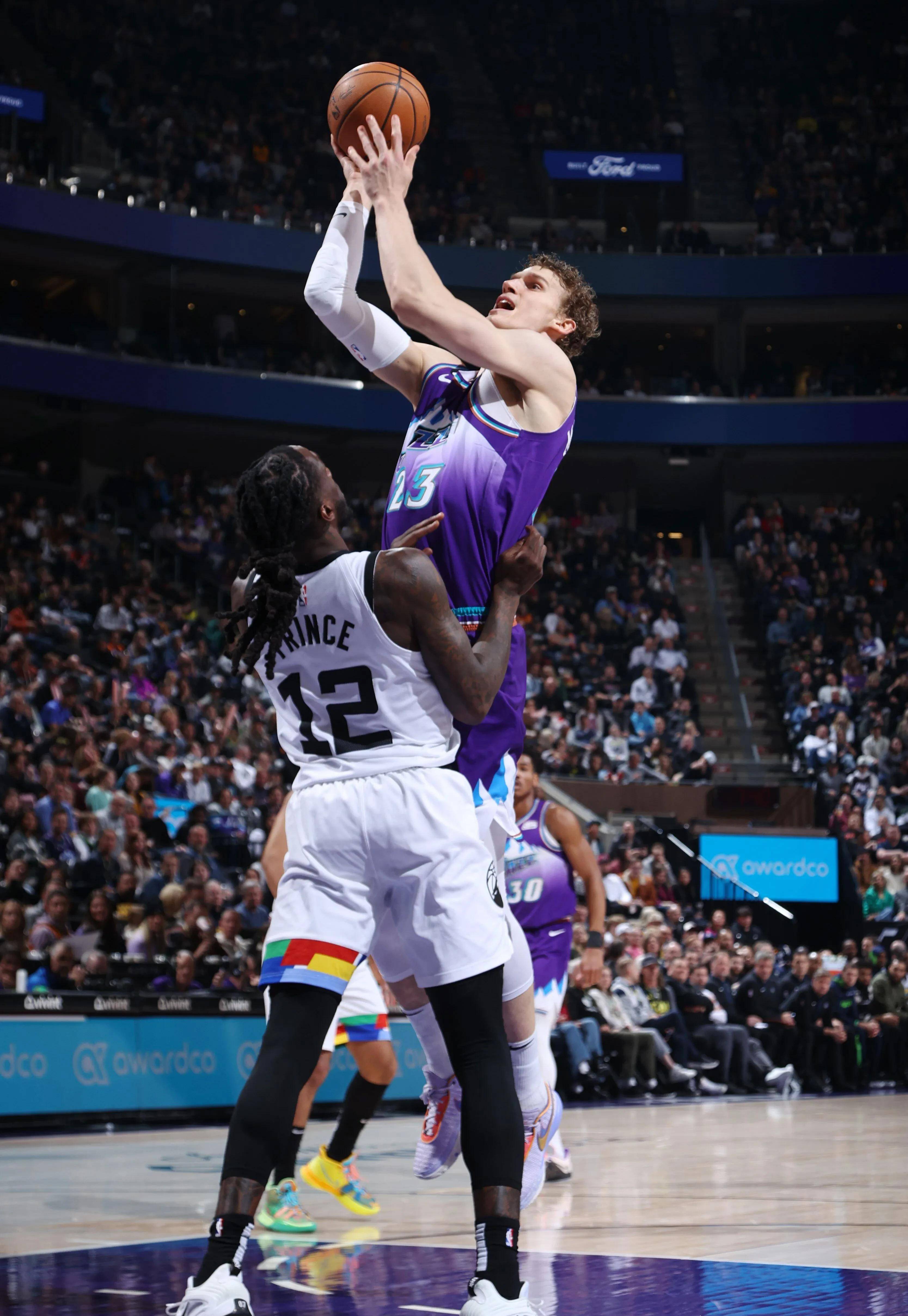 九游体育入口-太阳不敌狼王，西部季后赛前景有所震动