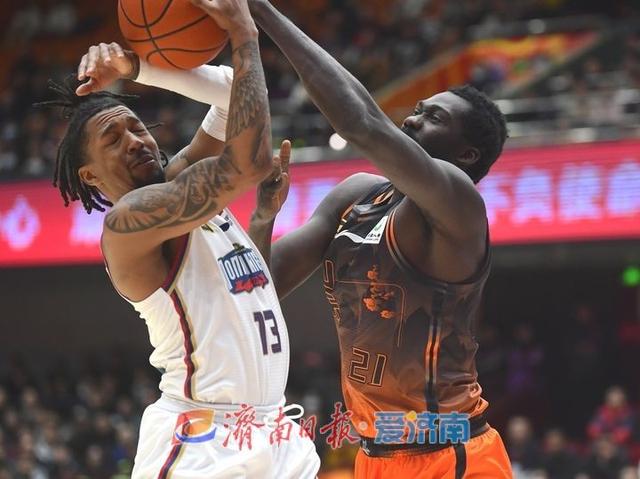 南京男篮豪取两连胜,状态火爆的简单介绍 南京男篮豪取两连胜,状态火爆的简单介绍