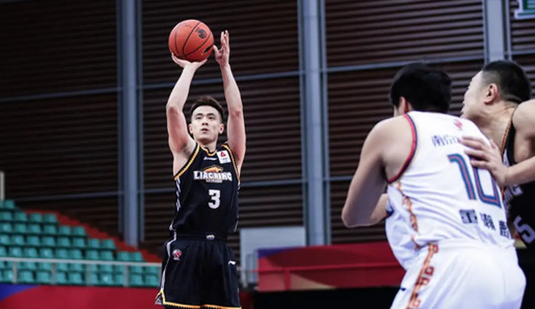 火箭投射率低迷,攻防两端待加强的简单介绍 火箭投射率低迷,攻防两端待加强的简单介绍