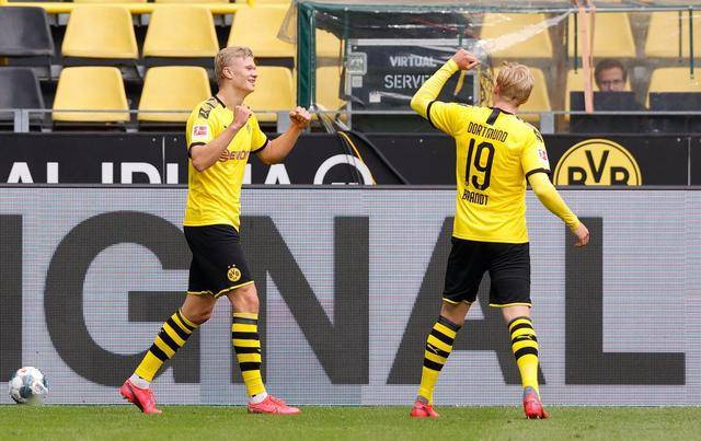 九游体育官网-沙尔克主场击败对手，豪取三分