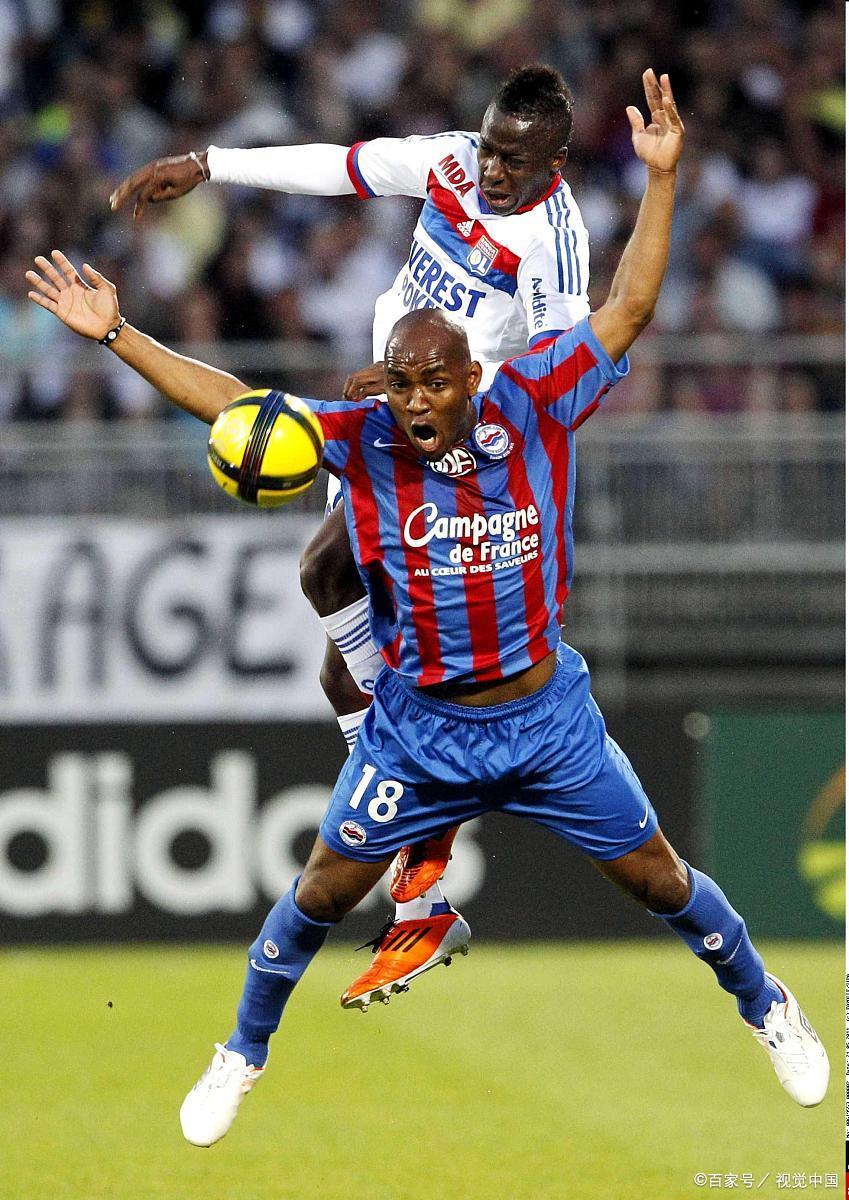 九游体育登录-巴黎FC青年队球员荣膺最佳射手，备受瞩目