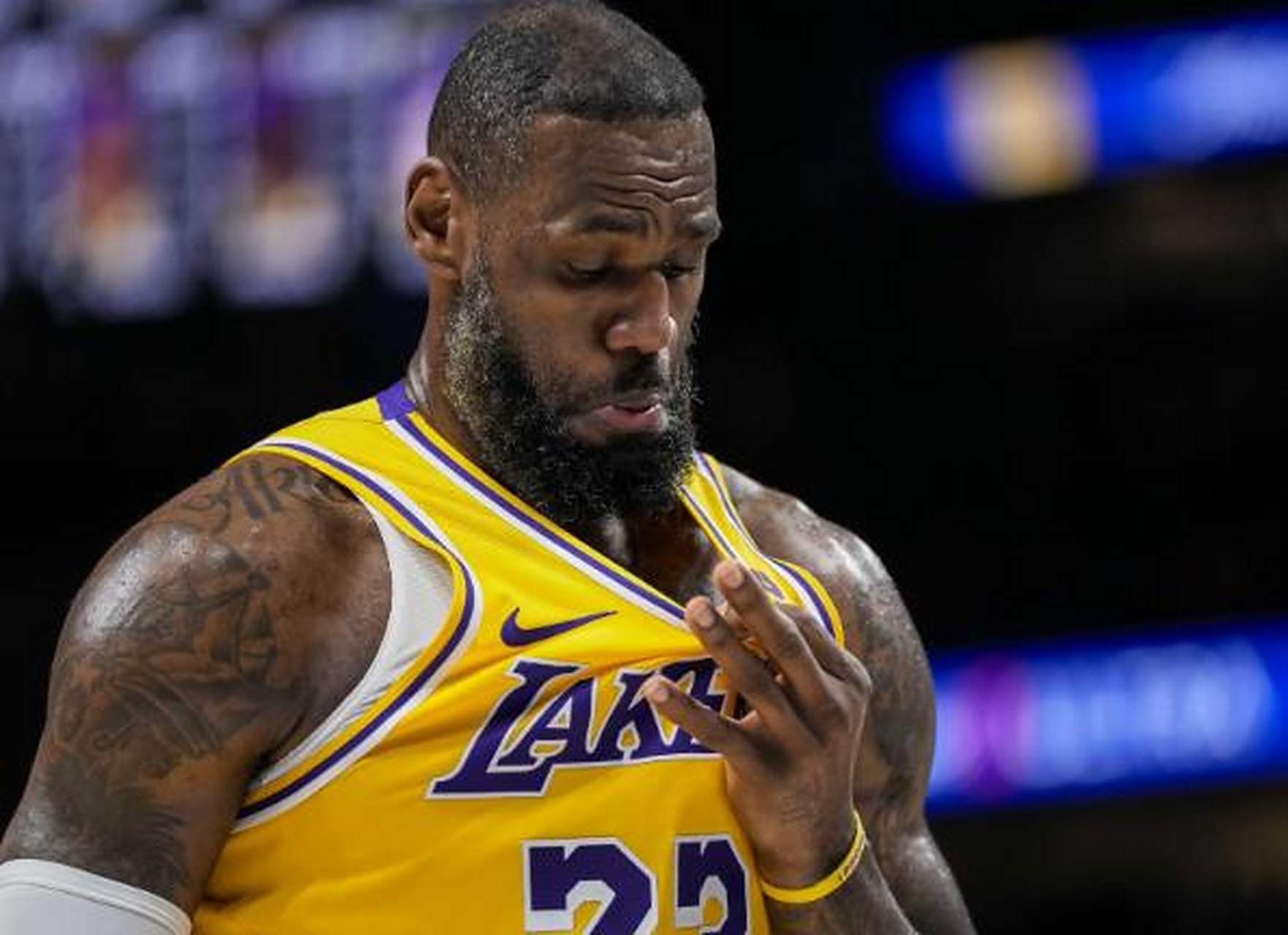 湖人逆转奇才,詹姆斯绝杀完成逆袭!的简单介绍 湖人逆转奇才,詹姆斯绝杀完成逆袭!的简单介绍