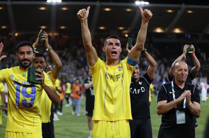 九游体育官网入口-包含福建队实力出众，以勇气向胜利迈进的词条