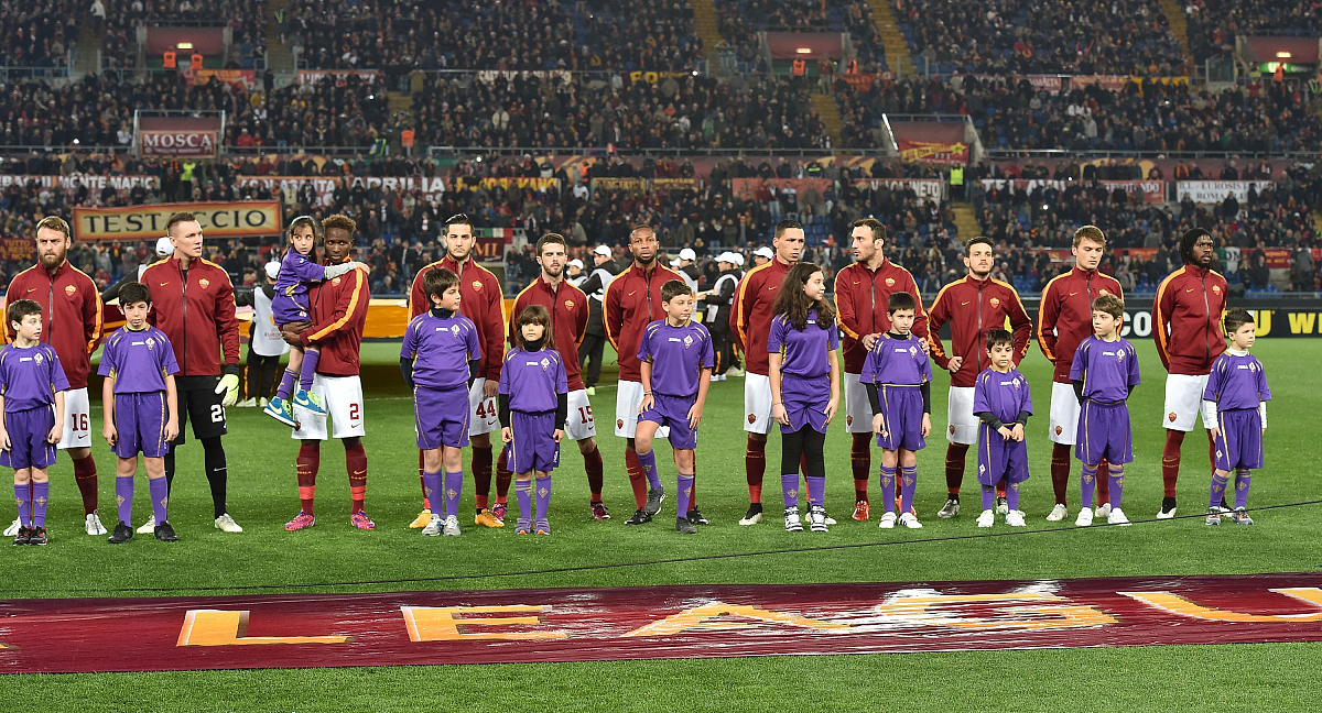 九游体育app-热血澎湃的国际足球盛宴，球迷狂热的简单介绍