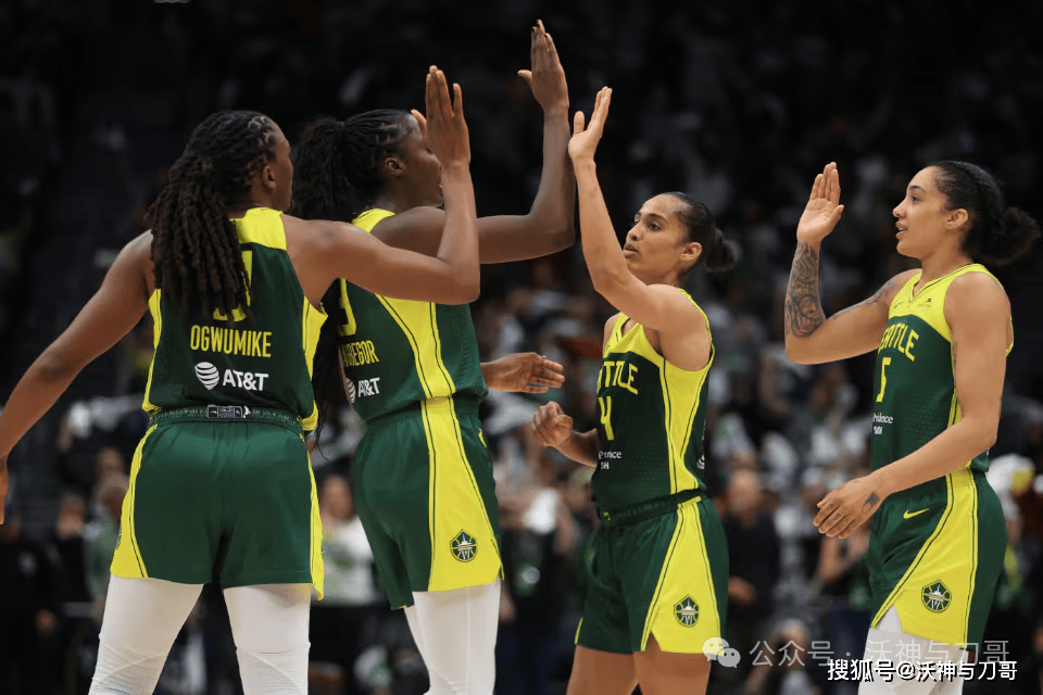 九游体育在线登录-国际篮球大赛中球队实力对比分明