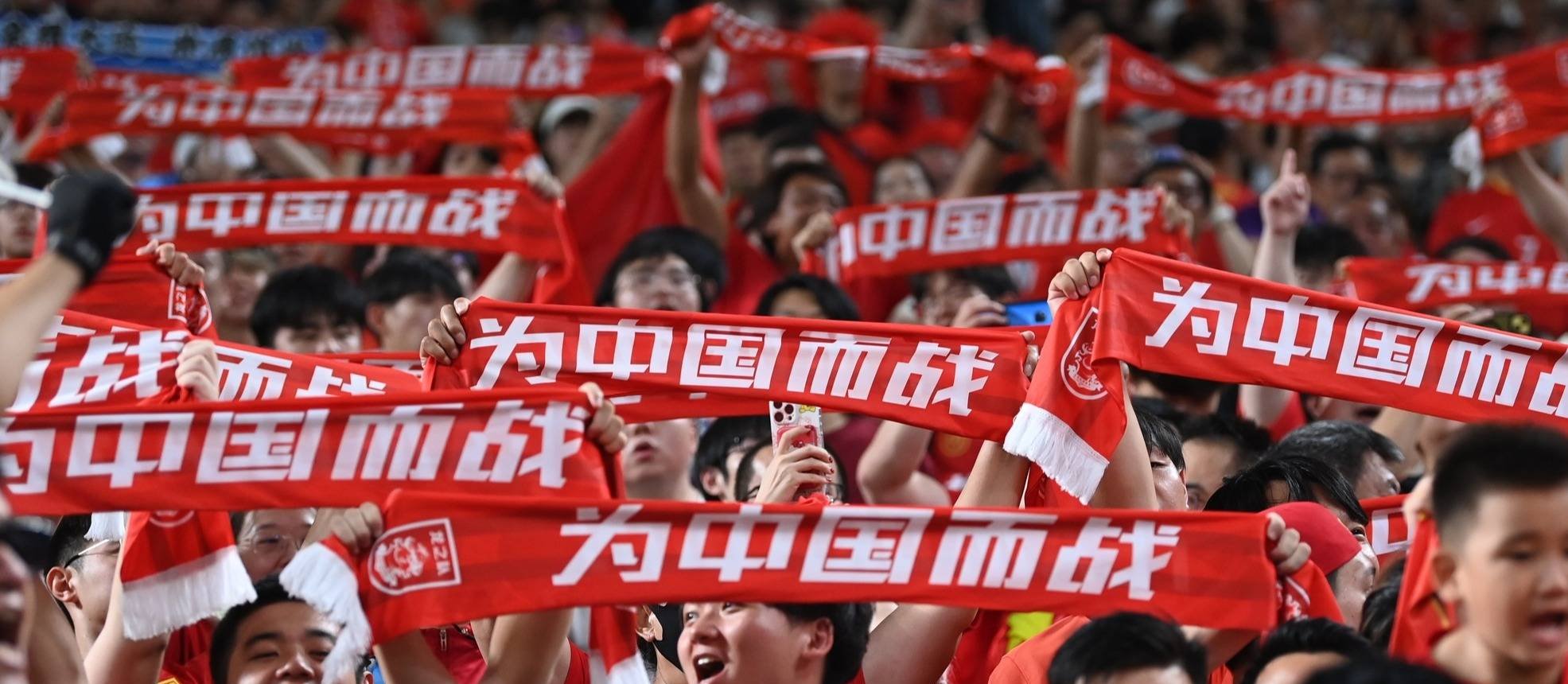 球队士气高昂，取得连胜创造佳绩