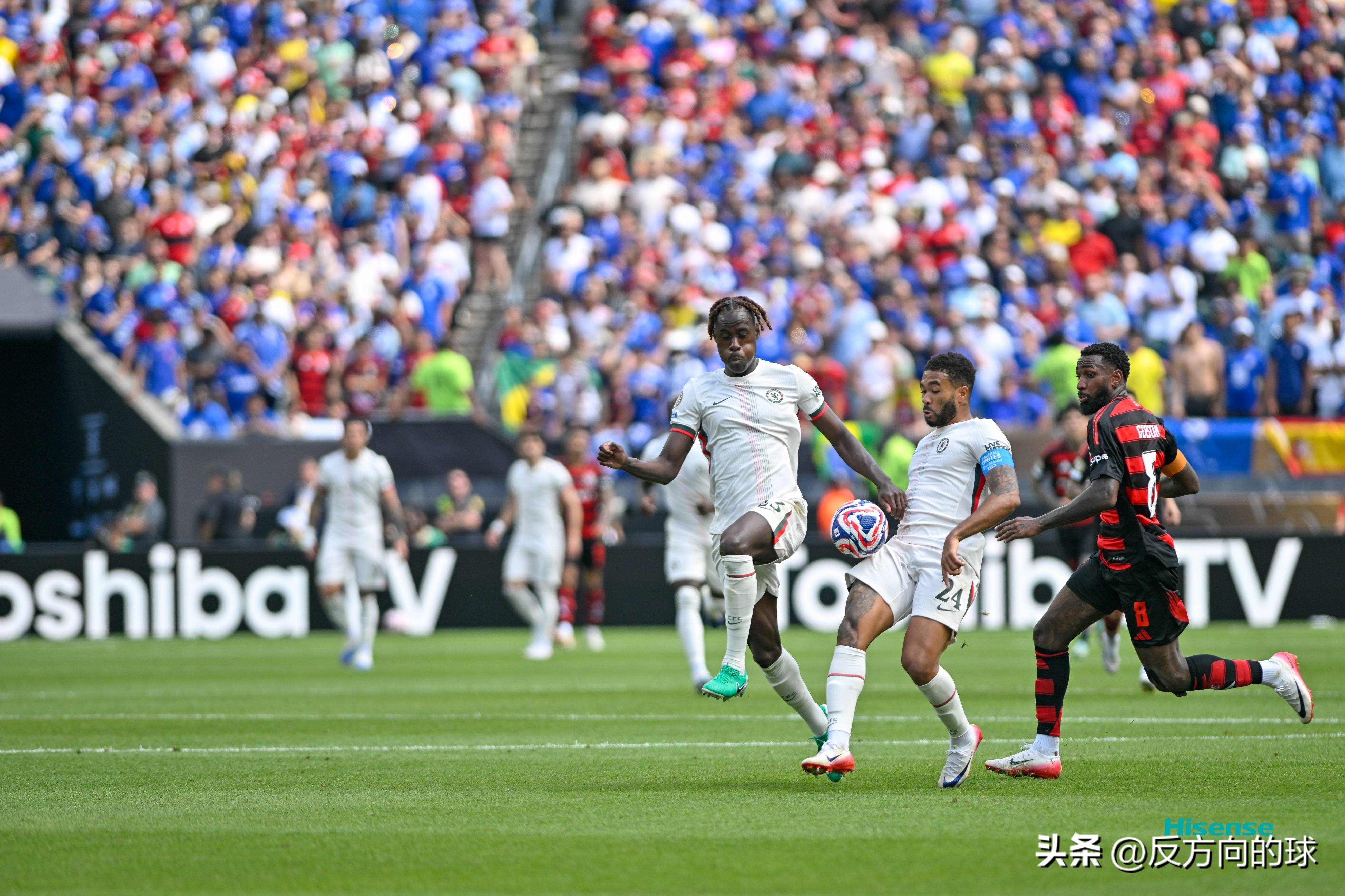 九游体育官网入口-巴黎圣日耳曼豪赌引进阿根廷神锋，砸下天价的简单介绍