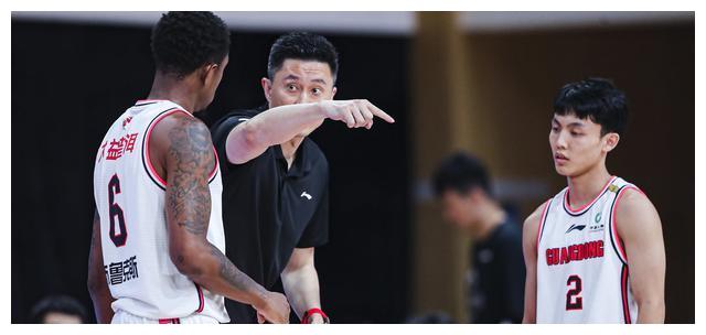 九游体育app-主帅战术调整获得成效，豪取三分的简单介绍