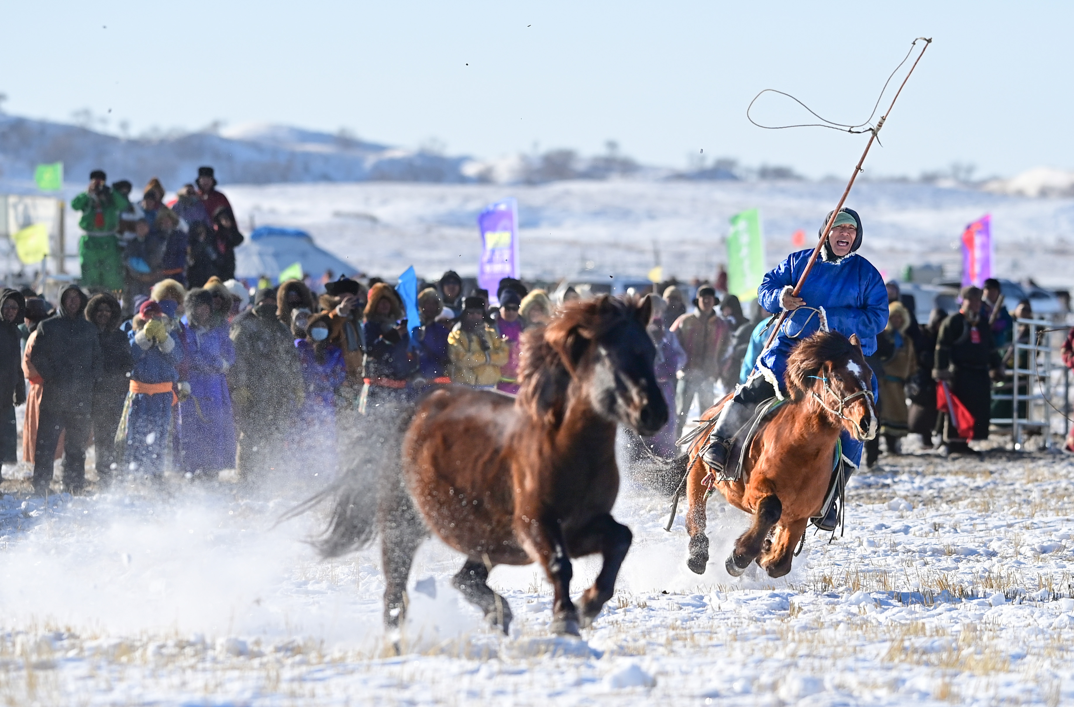 内蒙古队在比赛中展现出强大的实力，轻松获胜
