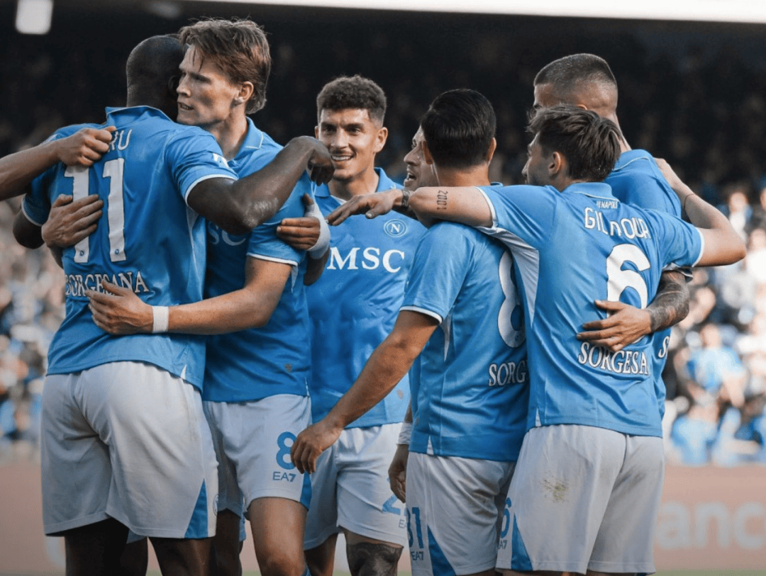 关于那不勒斯主场险胜萨索洛，勉强保住三分的信息