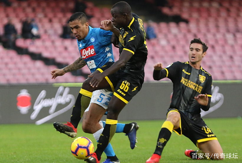 克罗托内客场告捷，提前保级的简单介绍