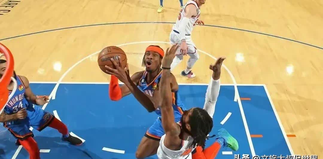 九游体育中国官网-精彩瞬间回放，球员关键时刻挺身而出达到高潮的简单介绍