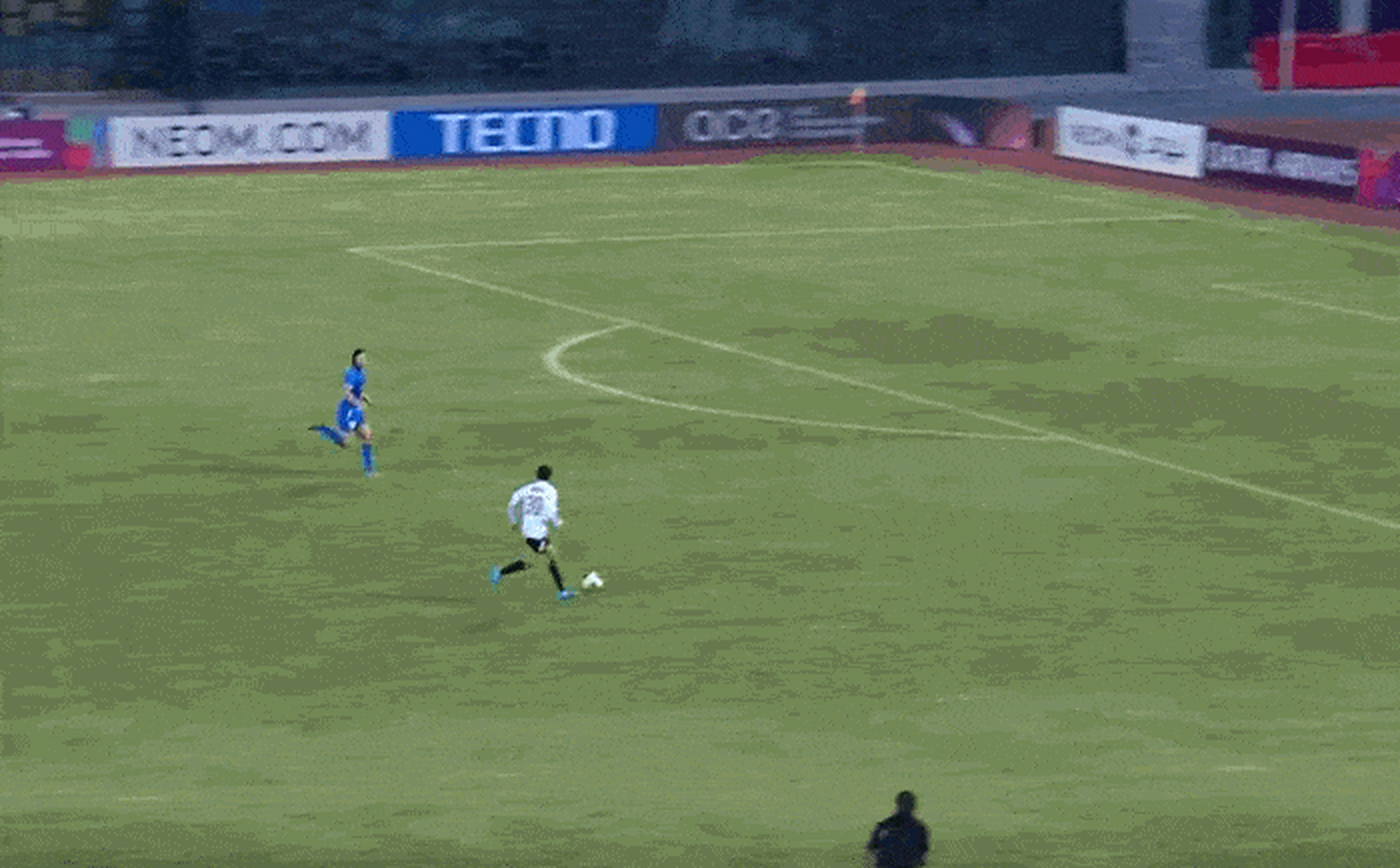 西亚球员爆发冲突，引发亚冠混乱