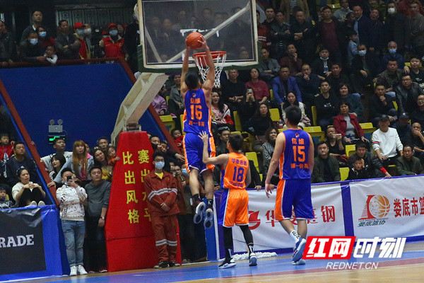 东南亚国家激烈争夺篮球赛冠军