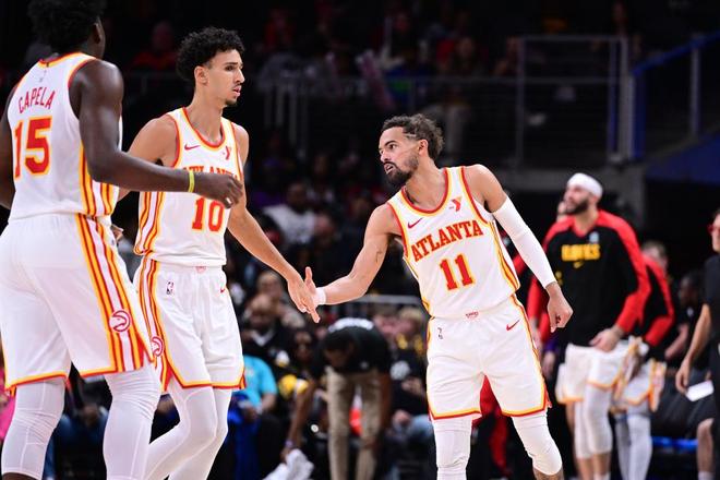 九游体育官方登录入口-包含老鹰逆转击败公牛，亨特率队绝杀的词条