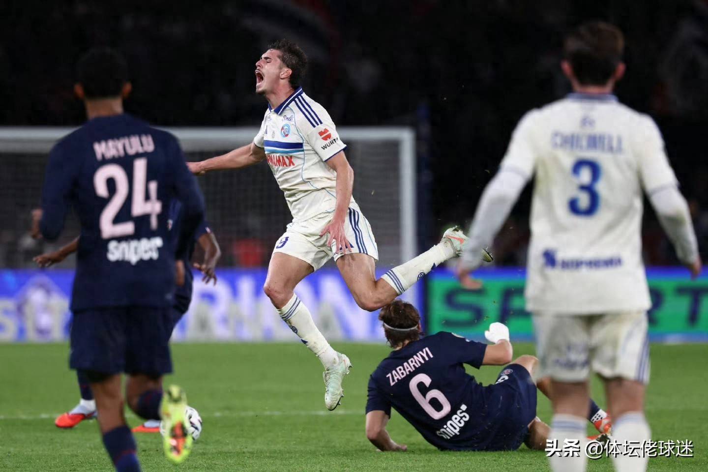 斯特拉斯堡战平对手,提前结束比赛 斯特拉斯堡战平对手,提前结束比赛