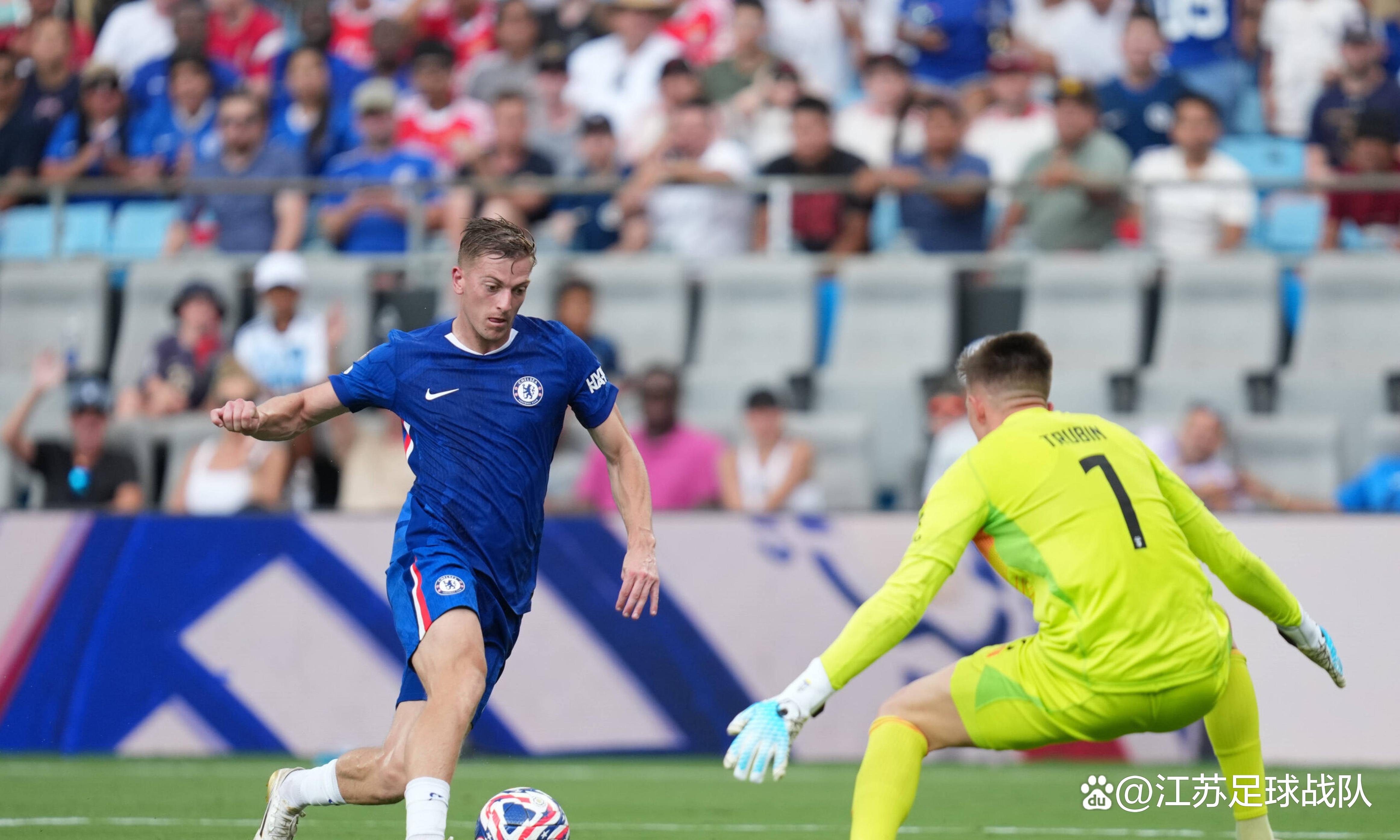 切尔西新援表现出色，球队气氛和谐的简单介绍